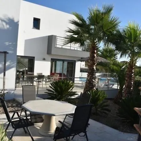 Villa Salvatore לוריניה